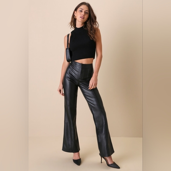 NWT Lulu's Black Jumpsuit Elegant and Versatile Size Medium - Picture 1 of 9